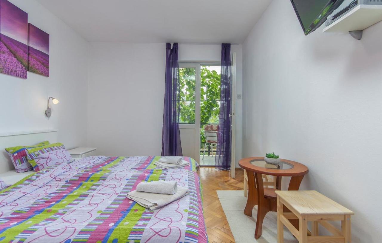 פורץ Apartment Complex Sauko מראה חיצוני תמונה
